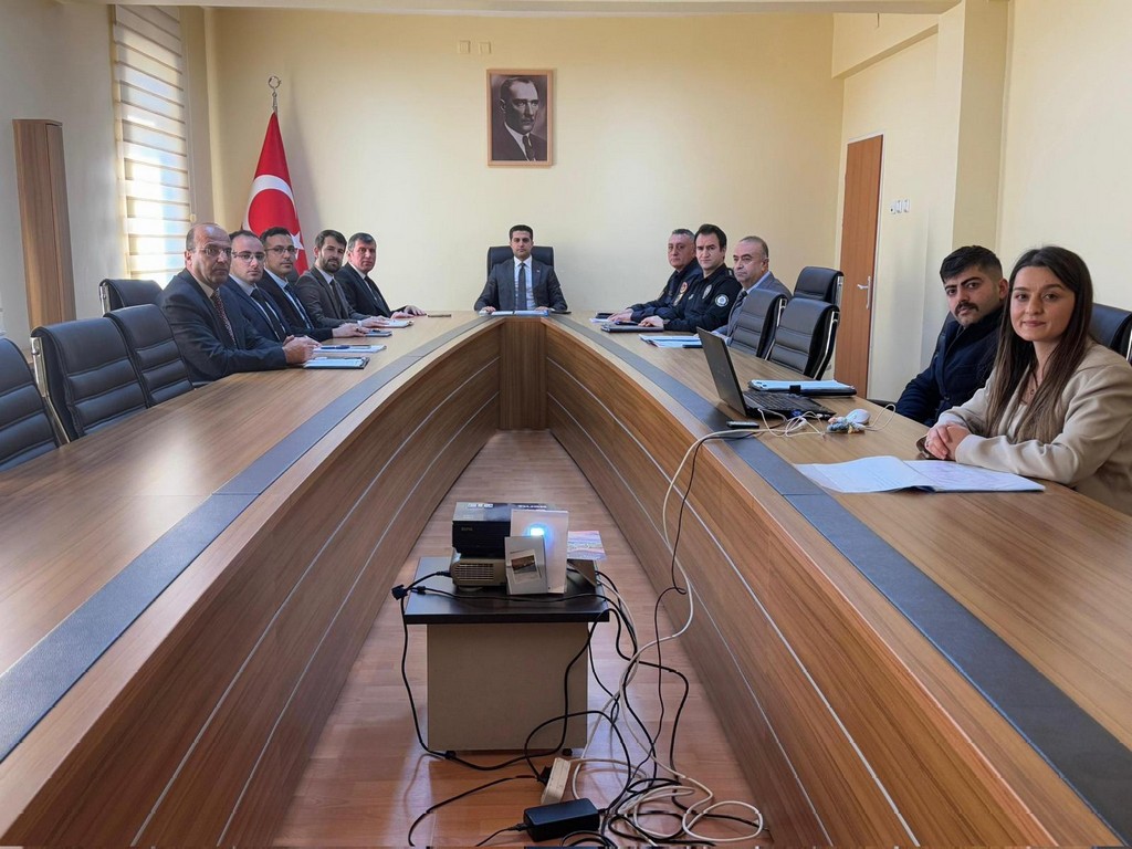 Kaymakamımız Sayın Muhammed Emin BAŞTÜRK Başkanlığında İlçe Çocuk Koruma Koordinasyon Kurulu Toplantısı Yapıldı